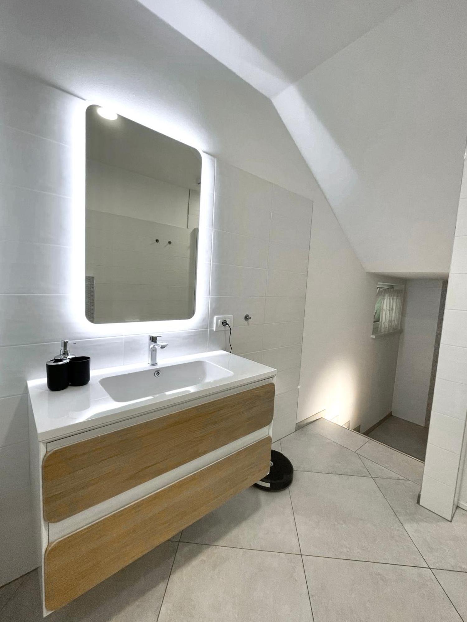 Terme Apartment Levico เลวิโกแตร์เม ภายนอก รูปภาพ